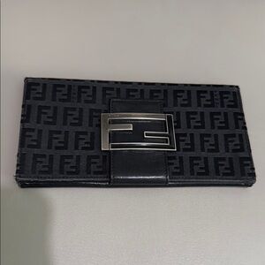 Fendi Black Leather Wallet with Monogram Design